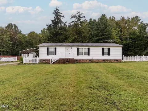 2533 Holly Brook Dr, Burlington, NC 27217
