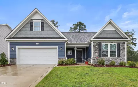255 Mullingar Dr, Carthage, NC 28327