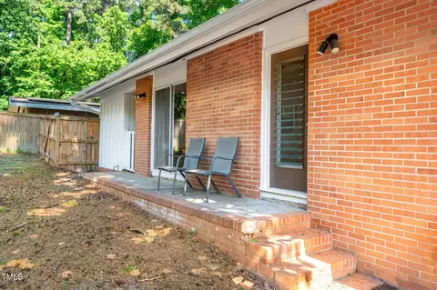 Exterior - 903 W Maynard Ave, Durham, NC 27704 photo 6 of 10