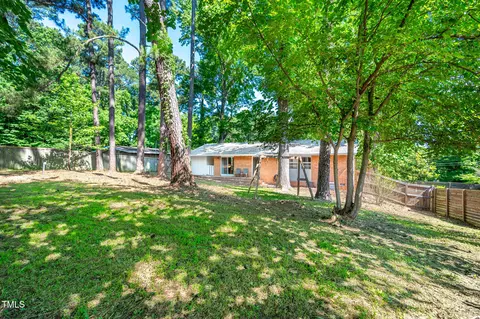 Exterior - 903 W Maynard Ave, Durham, NC 27704 photo 8 of 10