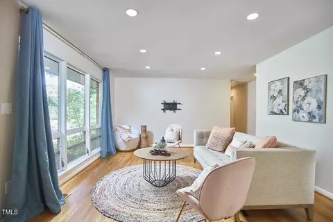 903 W Maynard Ave, Durham, NC 27704