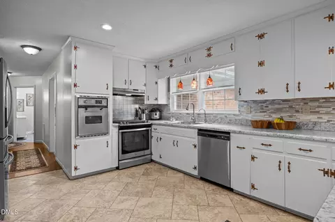 1406 Fairground Rd, Dunn, NC 28334 photo 6