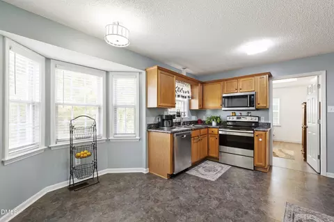 105 Huckleberry Ct, Willow Spring, NC 27592 photo 9