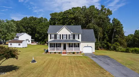105 Huckleberry Ct, Willow Spring, NC 27592