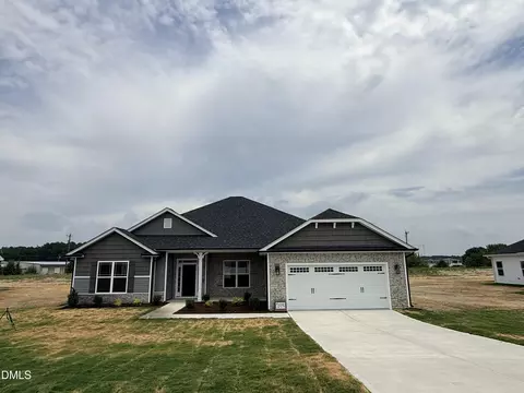 104 Brighton St, La Grange, NC 28551