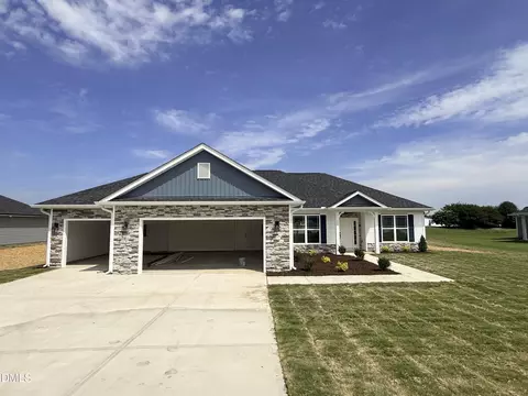 102 Brighton St, La Grange, NC 28551