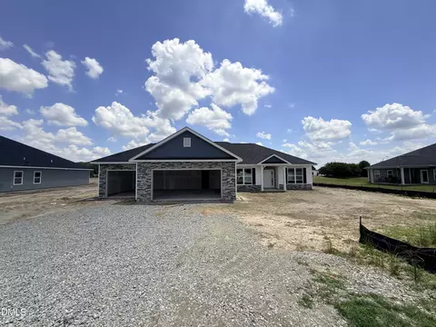 102 Brighton St, La Grange, NC 28551