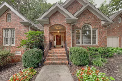 1904 Merion Pl, Raleigh, NC 27615