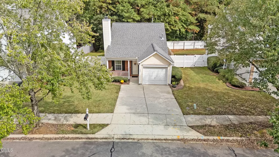 View/Area - 232 Adefield Ln, Holly Springs, NC 27540 photo 2 of 4