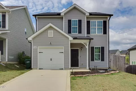 129 Crawford Pkwy, Clayton, NC 27520