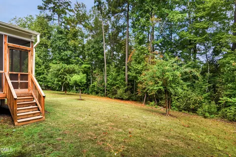Exterior - 133 Oakmere Dr, Cary, NC 27513 photo 3 of 14