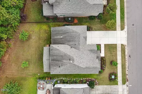 View/Area - 133 Oakmere Dr, Cary, NC 27513 photo 1 of 6