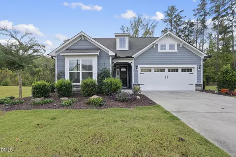40 Stormy Bluff Ct, Youngsville, NC 27596