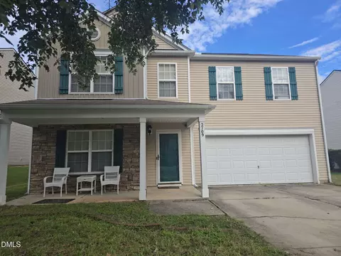 2709 Hamilton Green Dr, Durham, NC 27703