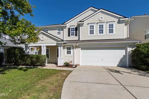 328 Edgecroft Way, Fuquay Varina, NC 27526