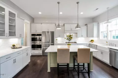 72 Monarch Trl, Chapel Hill, NC 27516