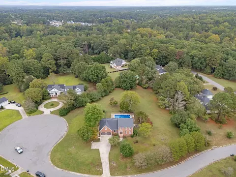 View/Area - 5804 Devon Cir, Raleigh, NC 27604 photo 5 of 8