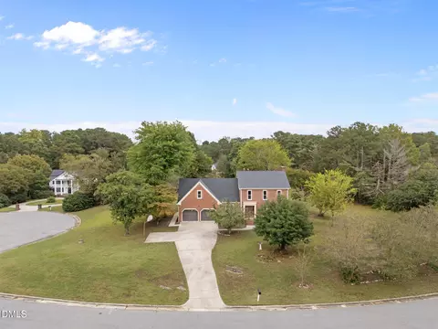 View/Area - 5804 Devon Cir, Raleigh, NC 27604 photo 2 of 8