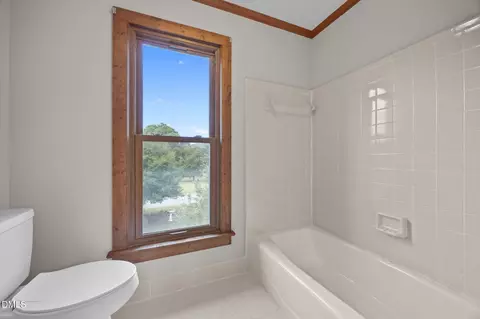 Bath - 5804 Devon Cir, Raleigh, NC 27604 photo 3 of 5