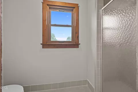 Bath - 5804 Devon Cir, Raleigh, NC 27604 photo 5 of 5