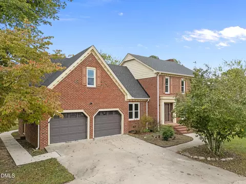 Exterior - 5804 Devon Cir, Raleigh, NC 27604 photo 2 of 16