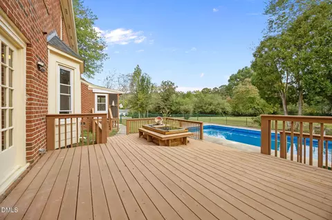 Exterior - 5804 Devon Cir, Raleigh, NC 27604 photo 12 of 16