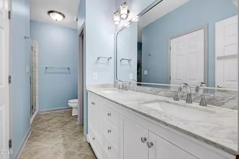 Bath - 4806 Seterra Bnd, Durham, NC 27712 photo 1 of 5