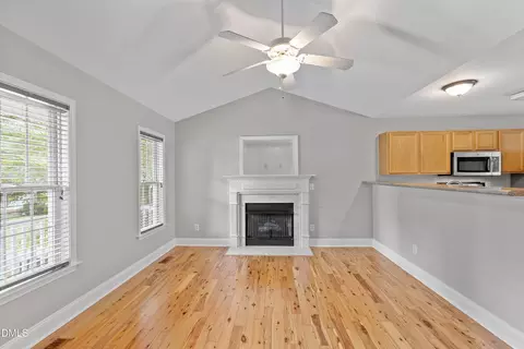 Living - 405 Foxbridge Ct, Wake Forest, NC 27587 photo 3 of 4