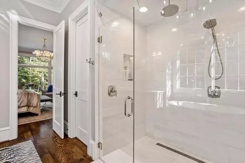Bath - 1617 Ridge Rd, Raleigh, NC 27607 photo 4 of 8