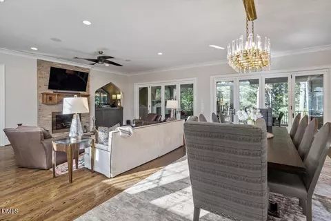 Dining - 1617 Ridge Rd, Raleigh, NC 27607 photo 1 of 3
