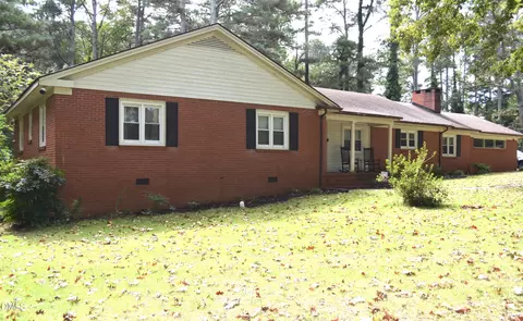 803 Woodland Dr, Siler City, NC 27344