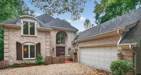 100 Hanft Knl, Chapel Hill, NC 27514