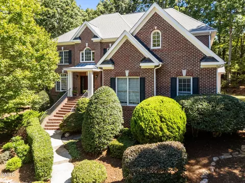 3901 Orchard Point Ct, Apex, NC 27539