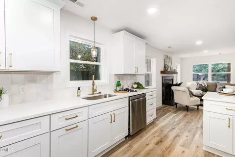 209 E Lavender Ave, Durham, NC 27704