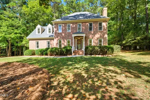 1108 Braswell Creek Pt, Holly Springs, NC 27540
