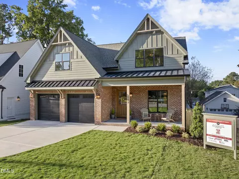 709 Mills St, Raleigh, NC 27608