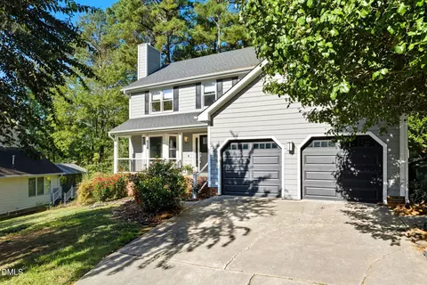 112 Wood Hollow Dr, Cary, NC 27513