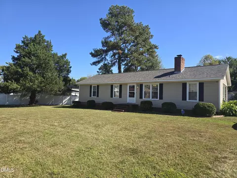 708 Cobb Rd, Elm City, NC 27822