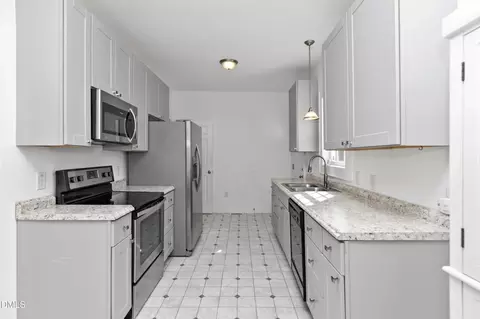 303 Denim Dr, Erwin, NC 28339 photo 16