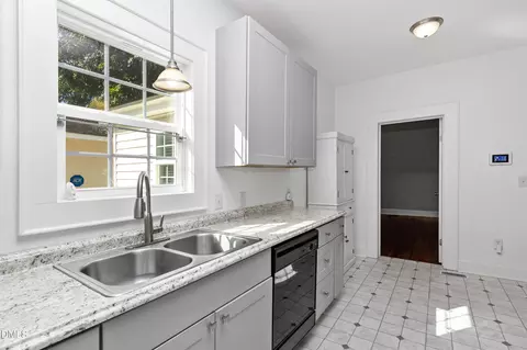303 Denim Dr, Erwin, NC 28339 photo 17
