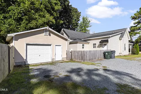 303 Denim Dr, Erwin, NC 28339 photo 7