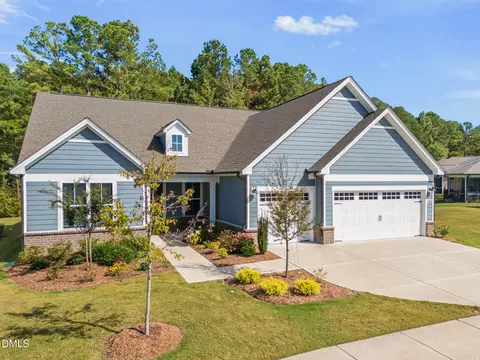 1913 Bigleaf Maple Run, Fuquay Varina, NC 27526