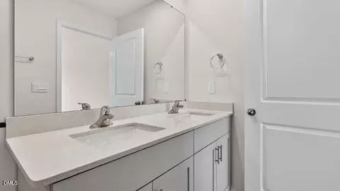 Bath - 391 Freestall Dr, Wake Forest, NC 27587 photo 4 of 4