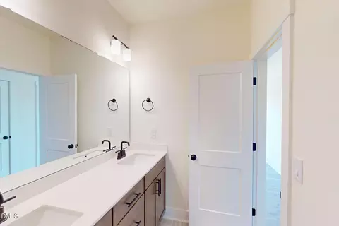 Bath - 1209 Opal Ln, Durham, NC 27705 photo 4 of 6