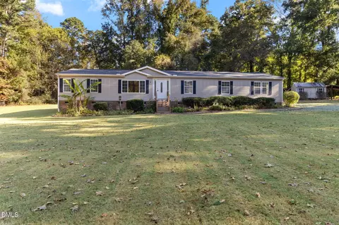 106 Lyon St, Stem, NC 27581