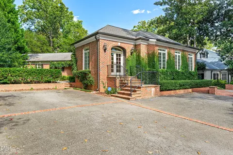 407 Transylvania Ave, Raleigh, NC 27609