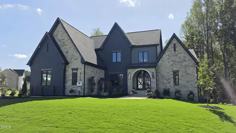 3608 Cornview Ct, Fuquay Varina, NC 27526