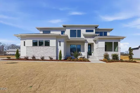 5856 Carriage Gate Dr, Raleigh, NC 27603