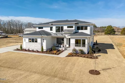 5856 Carriage Gate Dr, Raleigh, NC 27603