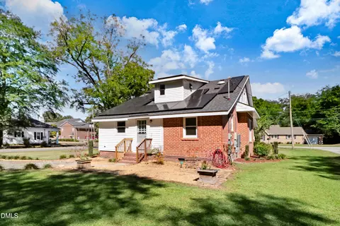 Exterior - 401 E Second St, Kenly, NC 27542 photo 6 of 8
